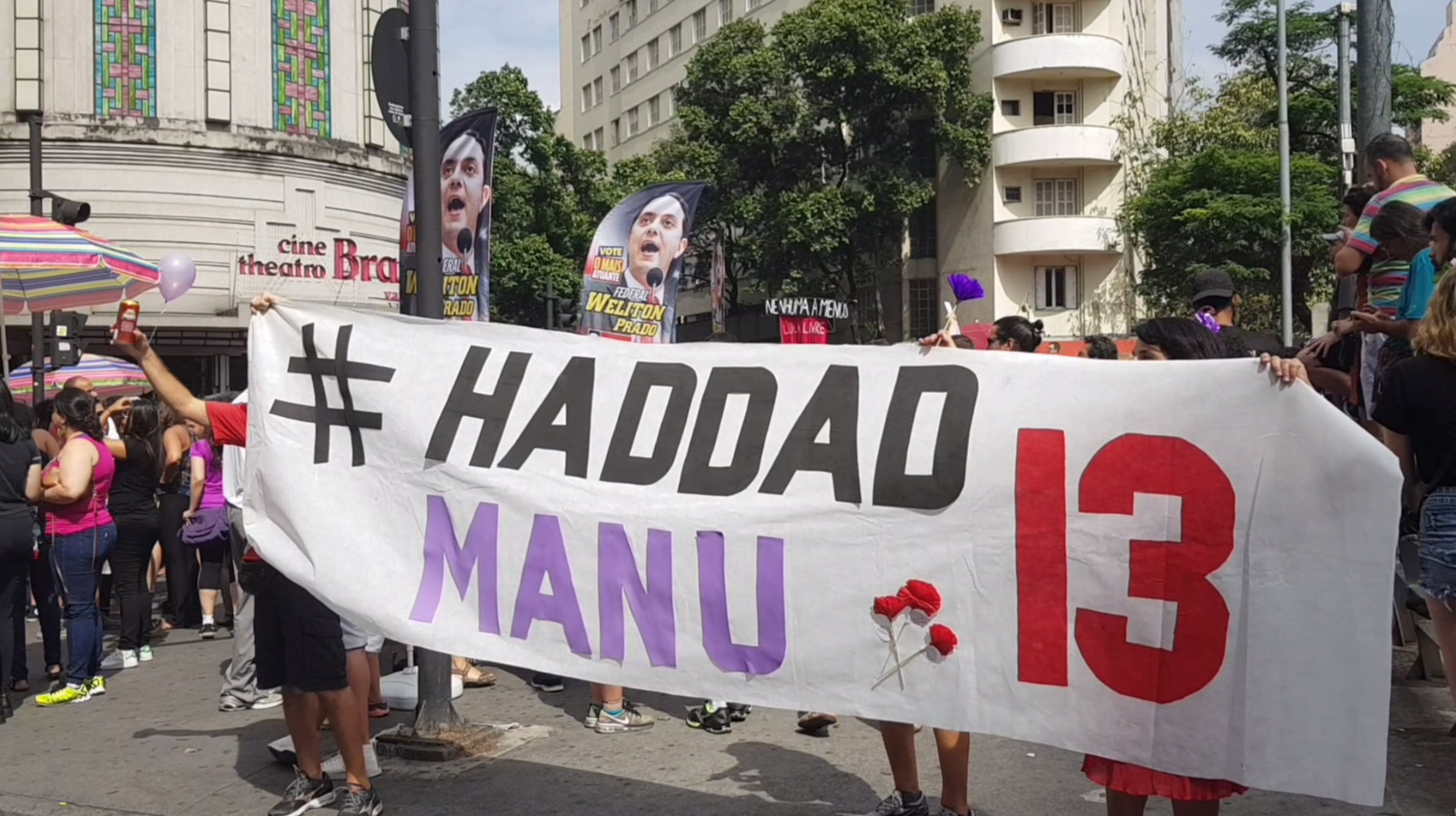 Protesto do #EleNão no centro de BH neste sábado (29): claramente apartidário? Foto: Cedê Silva/A Agência