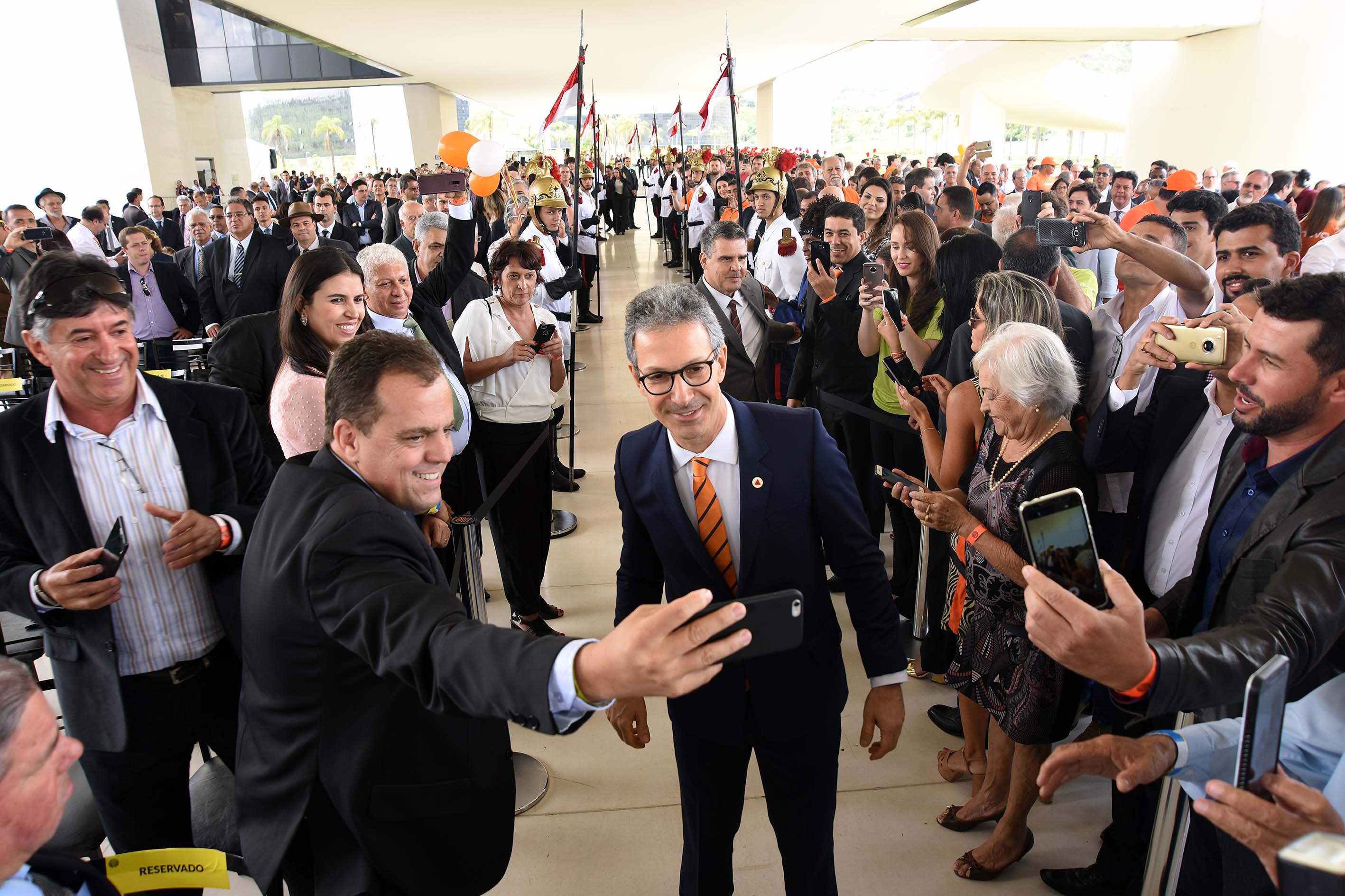 Para administrar é preciso medir, como Zema deve saber muito bem. Foto: Marcelo Sant'Anna/Imprensa MG