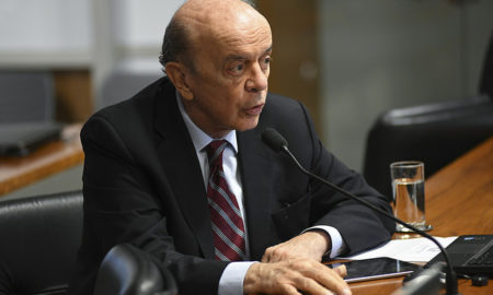 O senador José Serra: último a assinar a lista. Foto: Jefferson Rudy/Agência Senado