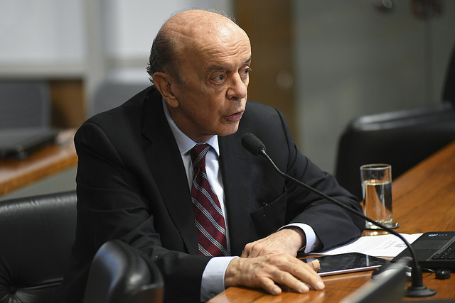 O senador José Serra: último a assinar a lista. Foto: Jefferson Rudy/Agência Senado