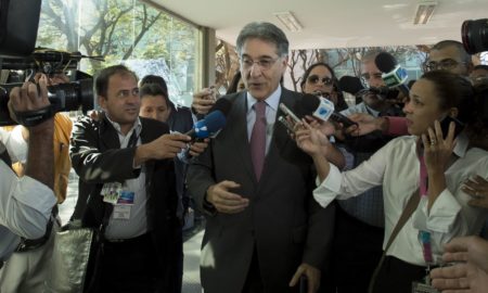 O ex-governador Fernando Pimentel: agora nenhum jornalista consegue falar com ele. Foto: Marcelo Camargo/Agência Brasil