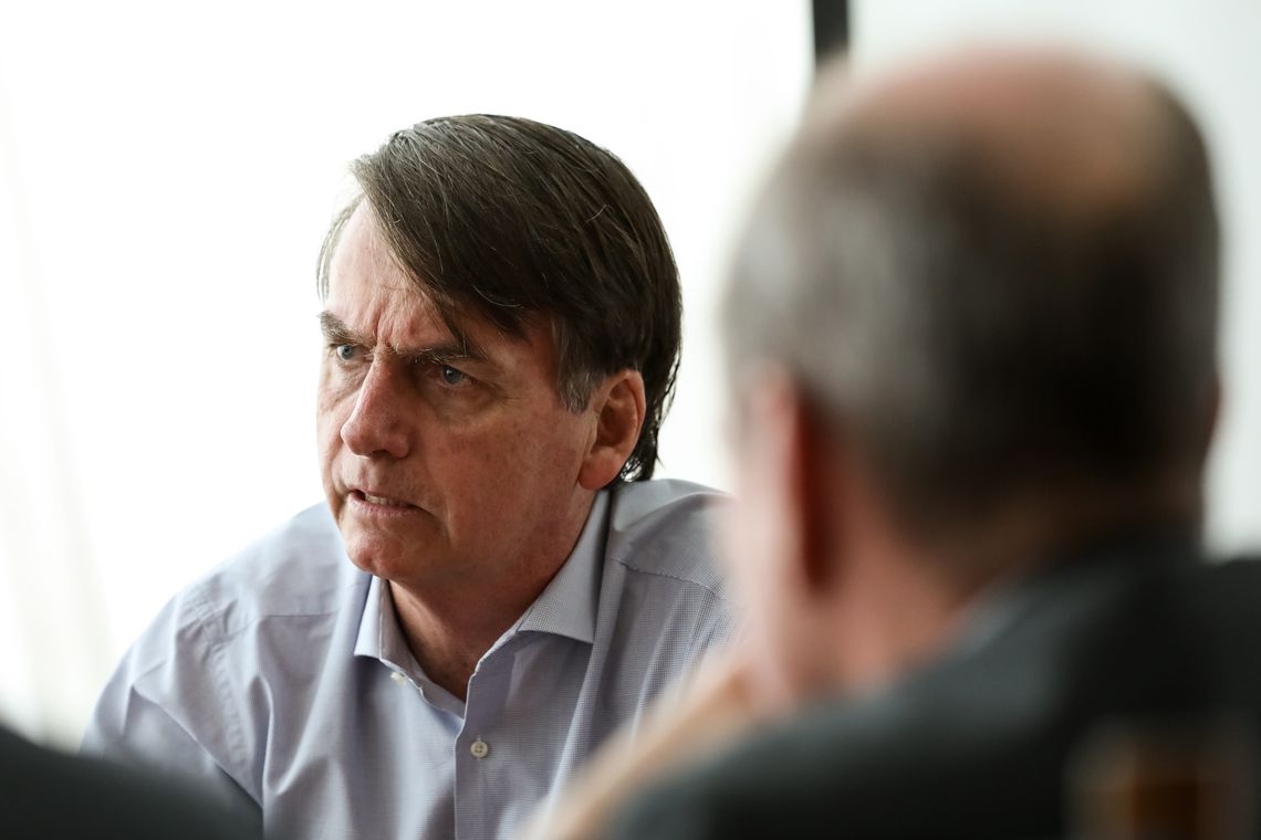 Bolsonaro no Alvorada: militância do Twitter não dá Ibope. Foto: Marcos Corrêa/PR