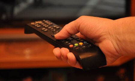 Controle remoto com TV desligada