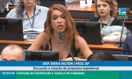 Erika Hilton na CCJ da Câmara